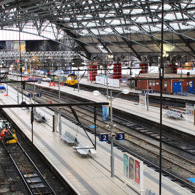 liverpool lime street station