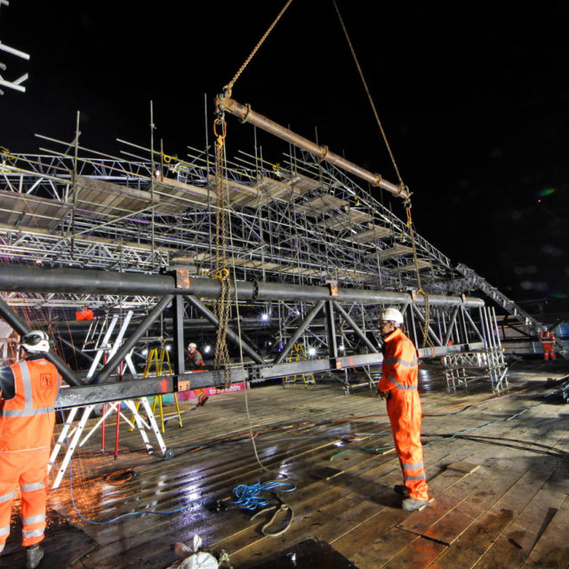 leeds railway station roof